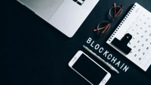 Lire la suite à propos de l’article Blockchain : Applications au-Delà des Cryptomonnaies